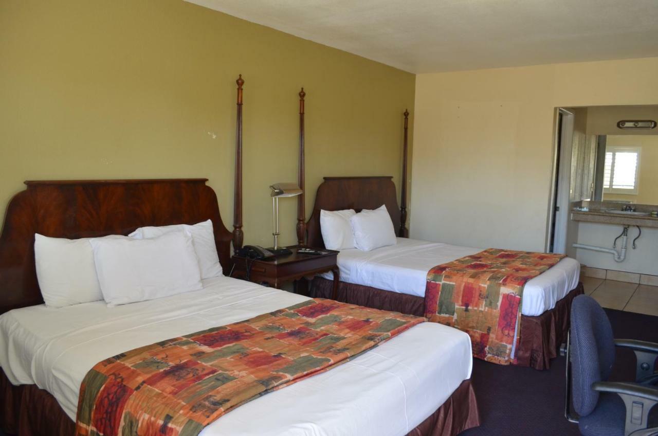 American Executive Inn Меса Экстерьер фото